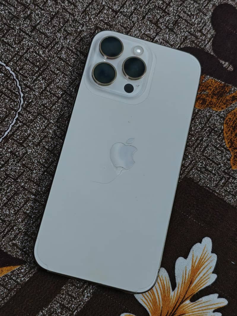 Iphone 16 Pro Max JV 0