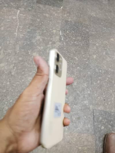 realme not70 6.128 gb