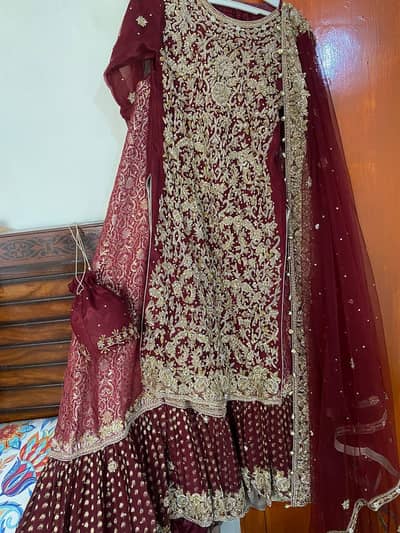 I want to sell my bridal dress urgent sale