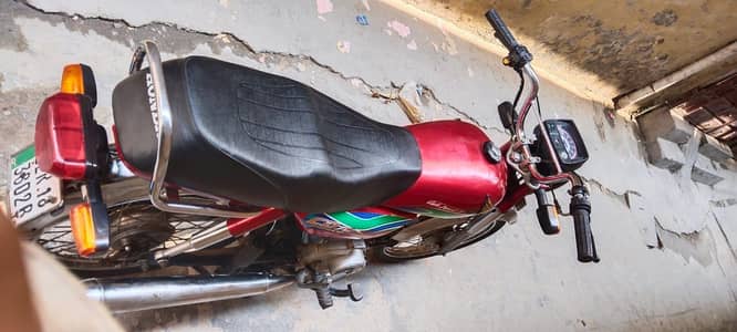 HONDA CD 70cc for sale urgent excellent condition model 2018 all ok