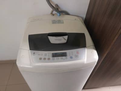 LG 8kg Automatci Washing Machine Top Loading