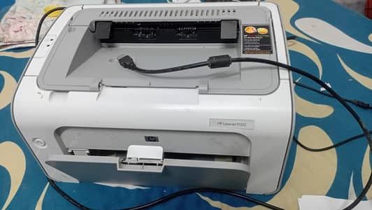 HP LaserJet P1102 (Read deacription)