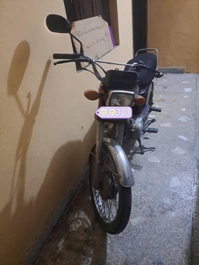Honda 125 v. good condition