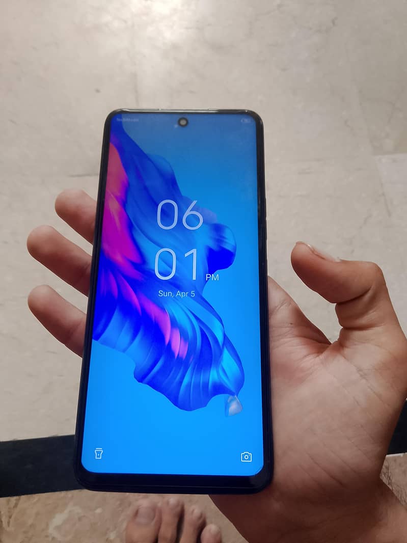 Tecno camon 18T 3