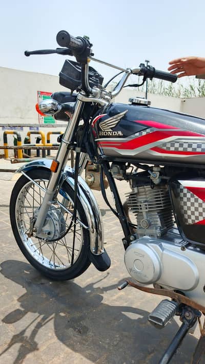 I am selling my honda 125cc