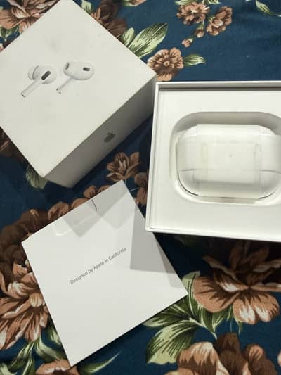 Apple AirPods Pro (2 generation)