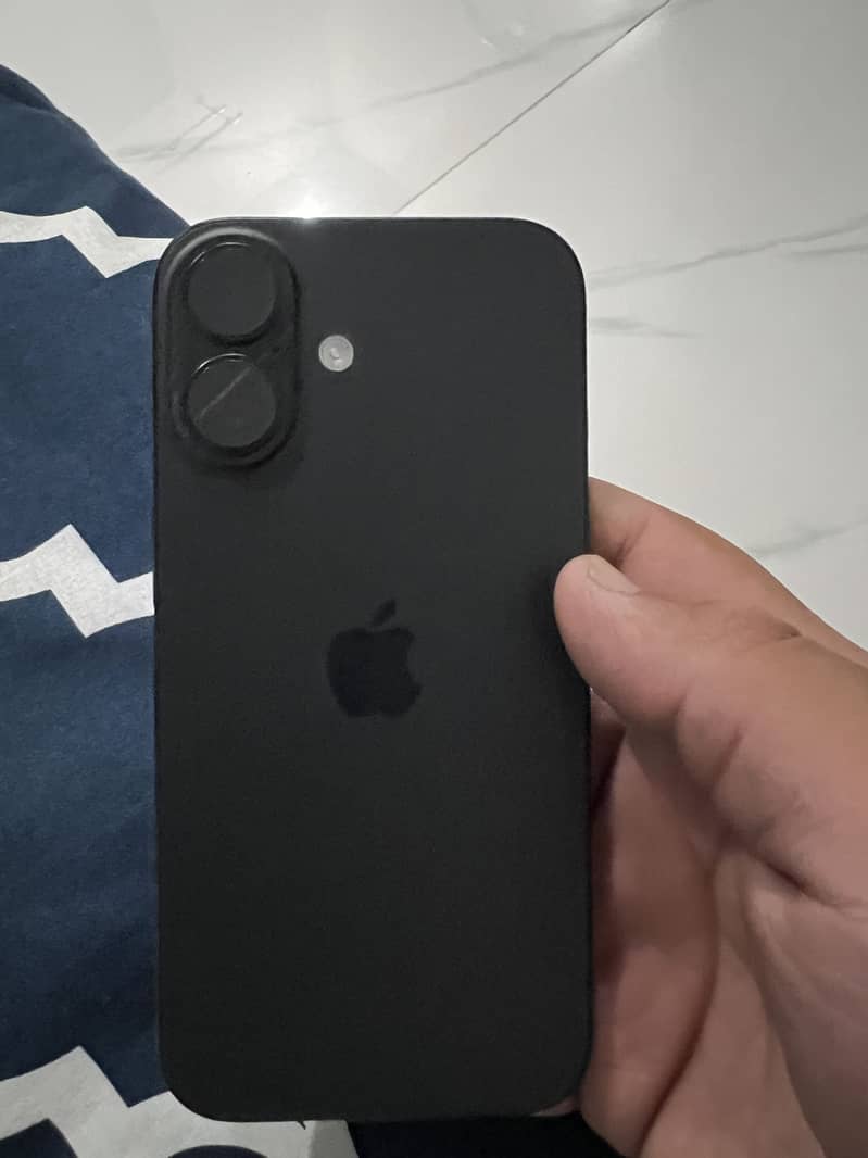 IPhone 16 JV 7