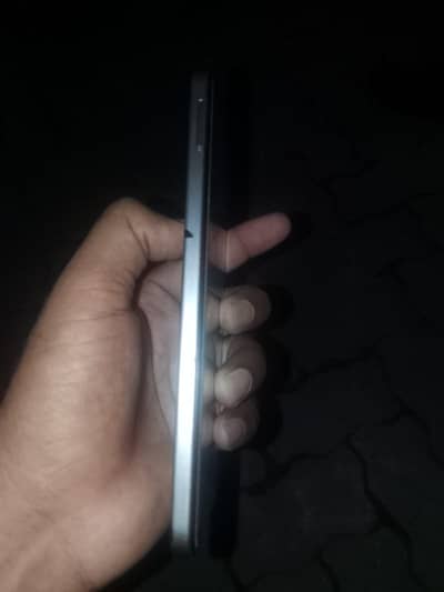 8+8 ram 128