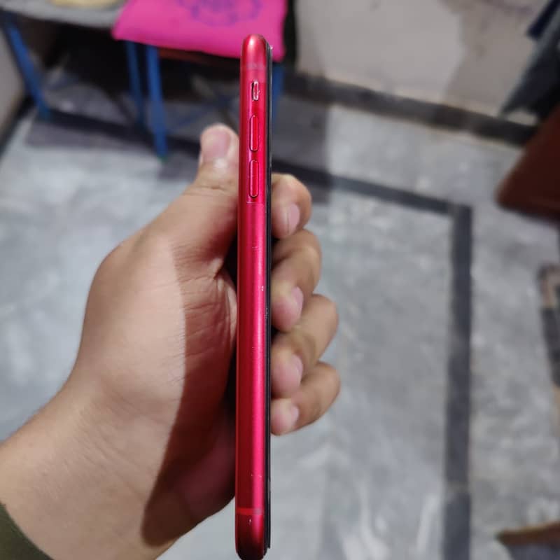 iPhone 11 8