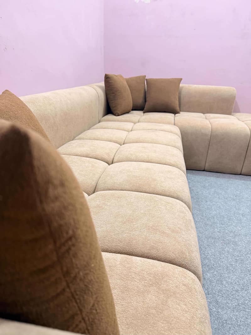 Bubble sofa availbe 1