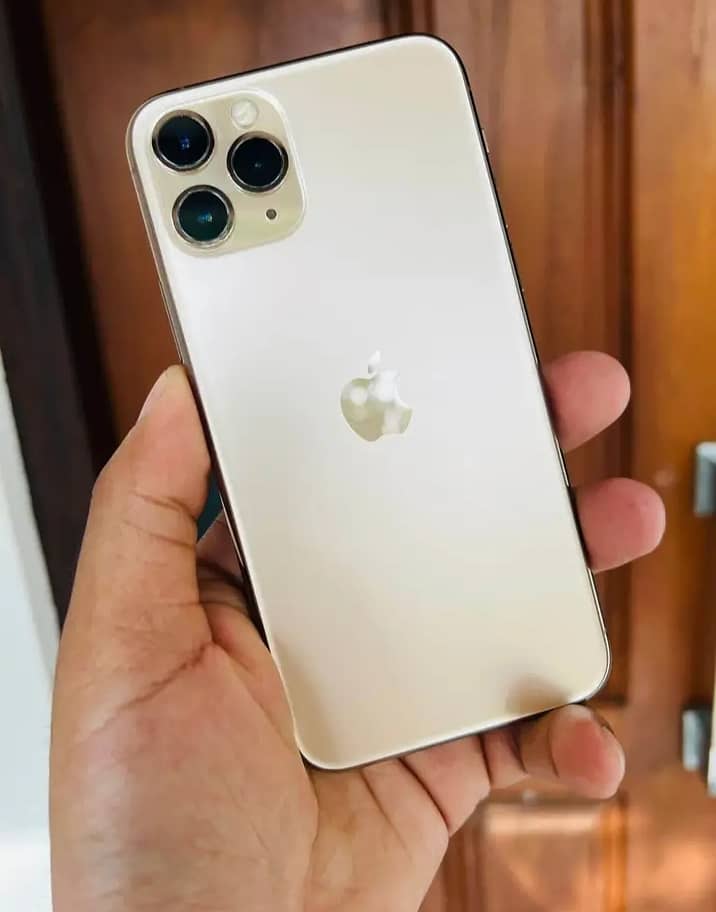 Apple iPhone 11 3