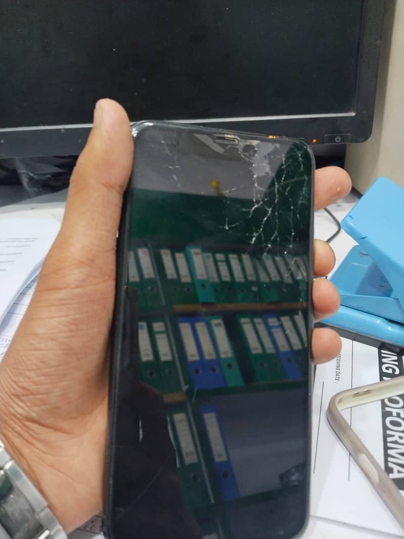 iPhone 11 Pro Max 5