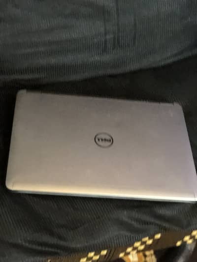 Urgent Sale.  Dell laptop for sale Used but in good condition