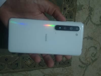 Aquos r5g
