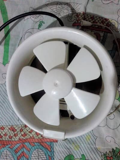 SHUTTER EXHAUST FAN