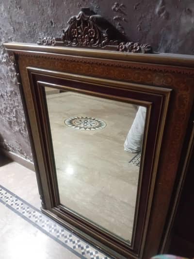 mirror vintage style