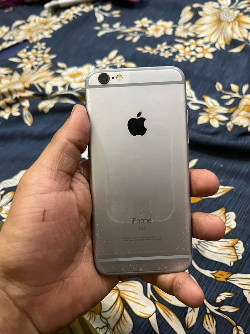 Apple iPhone 6S Plus 1