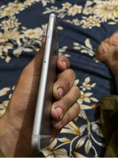 Apple iPhone 6S Plus 2