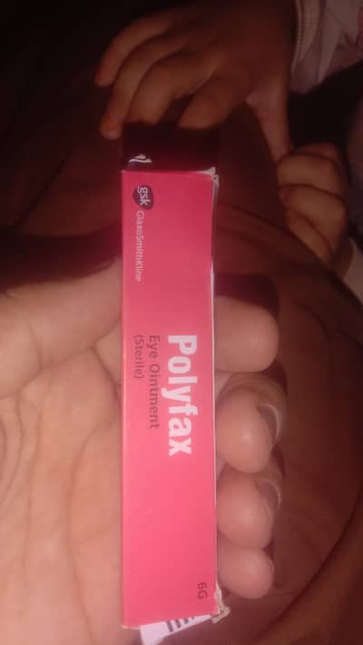 Poly fez