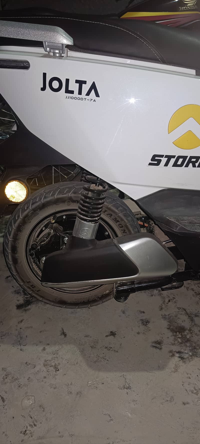 Jolta storm 1