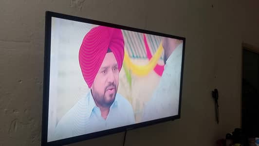 orient 32" led simple