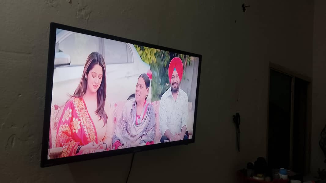 orient 32" led simple 6