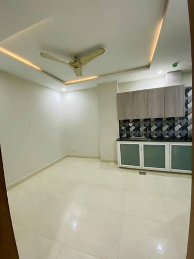 1 Bedrooms Apartment For Sale