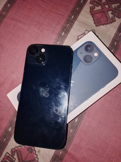 Apple iPhone 13