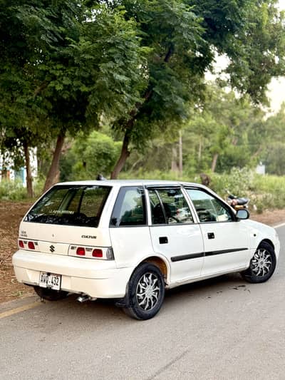 Suzuki Cultus 2011
