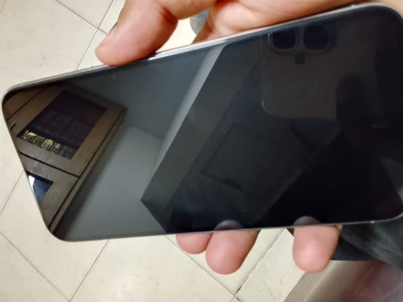 IPhone 15 Pro Max 5