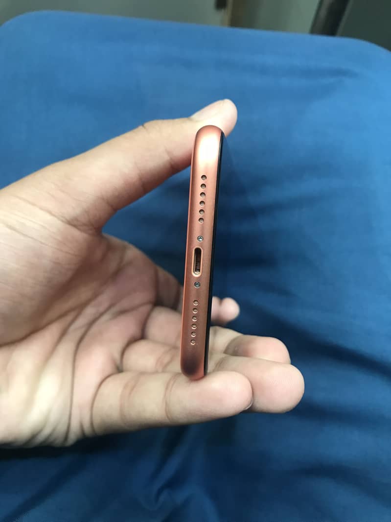 Iphone xr 4