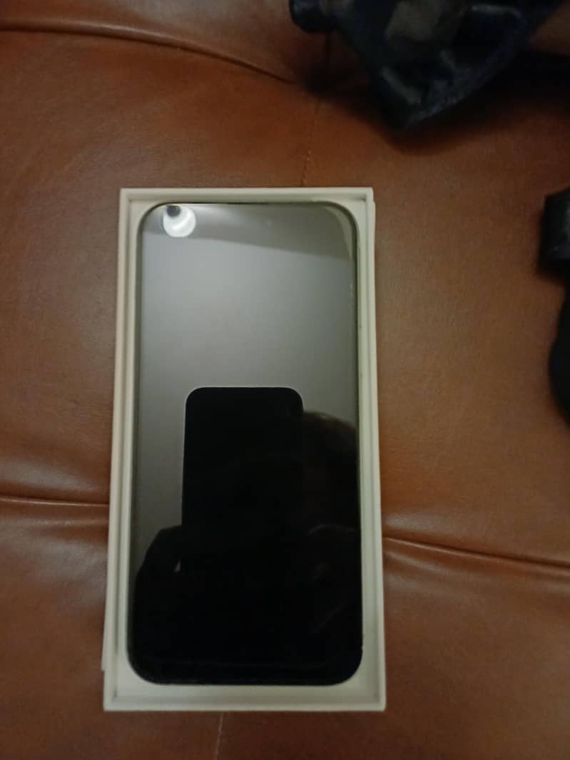iphone 15 plus 2