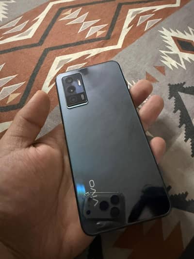 vivo v23e 8/128gb with box