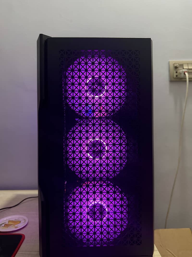 HIGH END GAMING PC SETUP 3