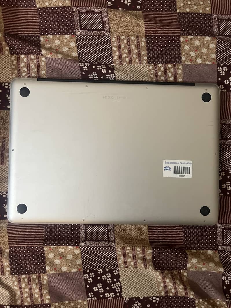 Macbook pro 2012 russian model 2