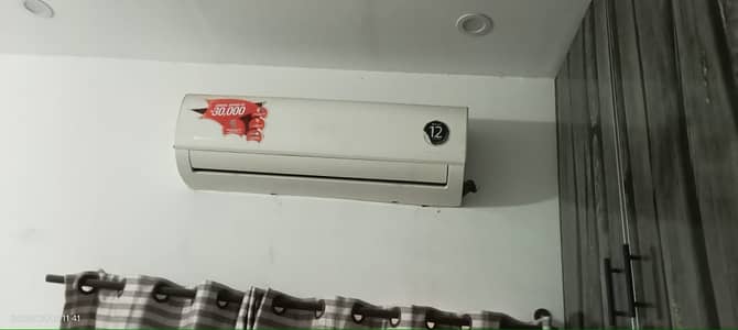 Dawlance 1.5 Ton Inverter Heat and Cool AC