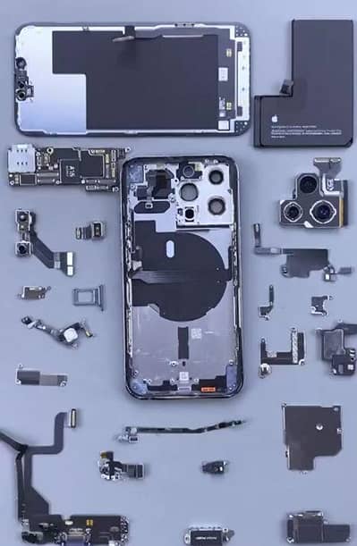 iPhone Original  LCDS  And Original Parts Available