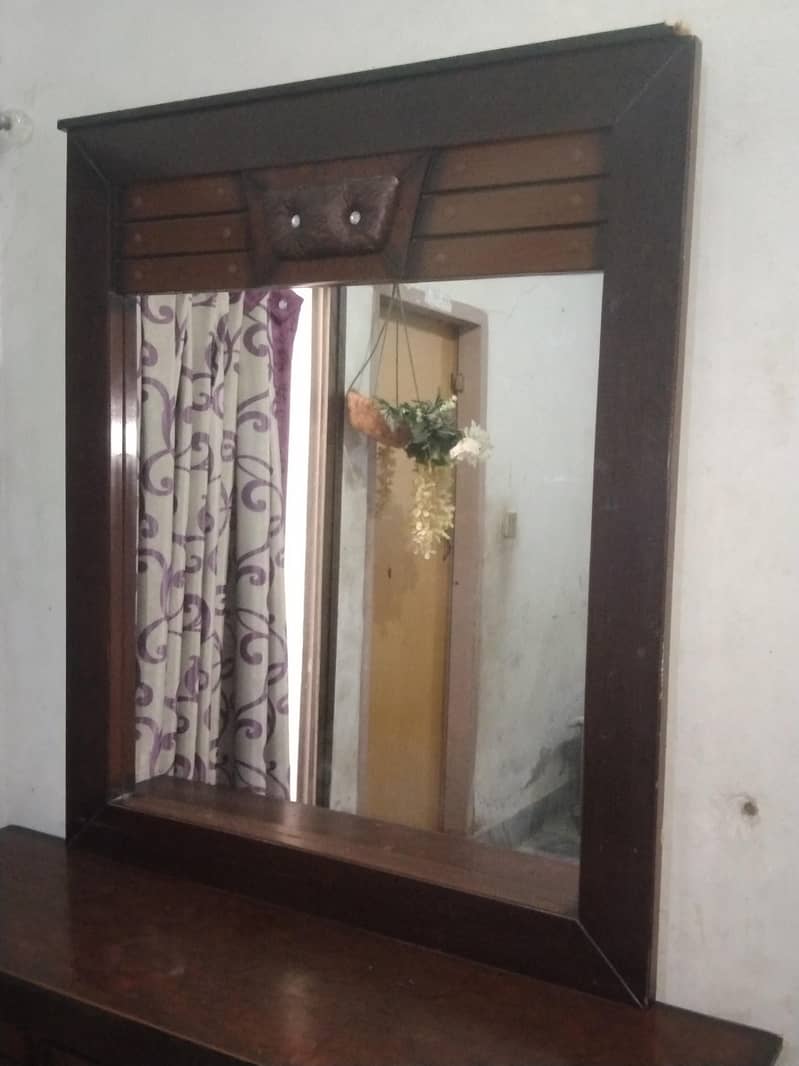 Dressing table 2