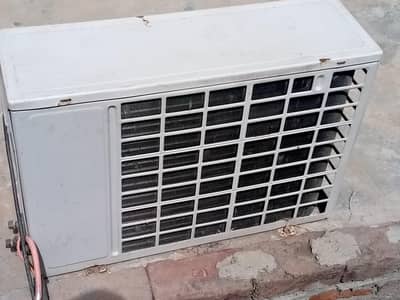 best Ac ha 1 ton home use gis ko chia rabta kara 0321 7953873