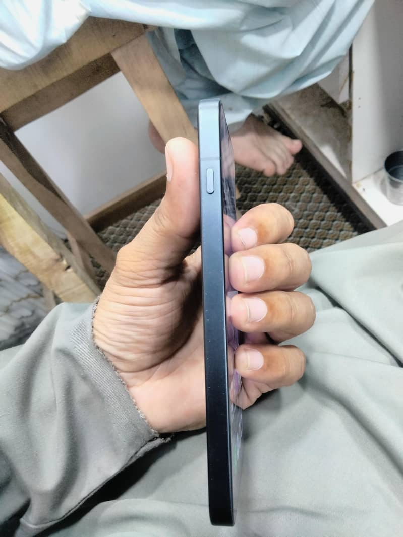 OnePlus 13S 2