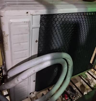 Kenwood 1 ton AC