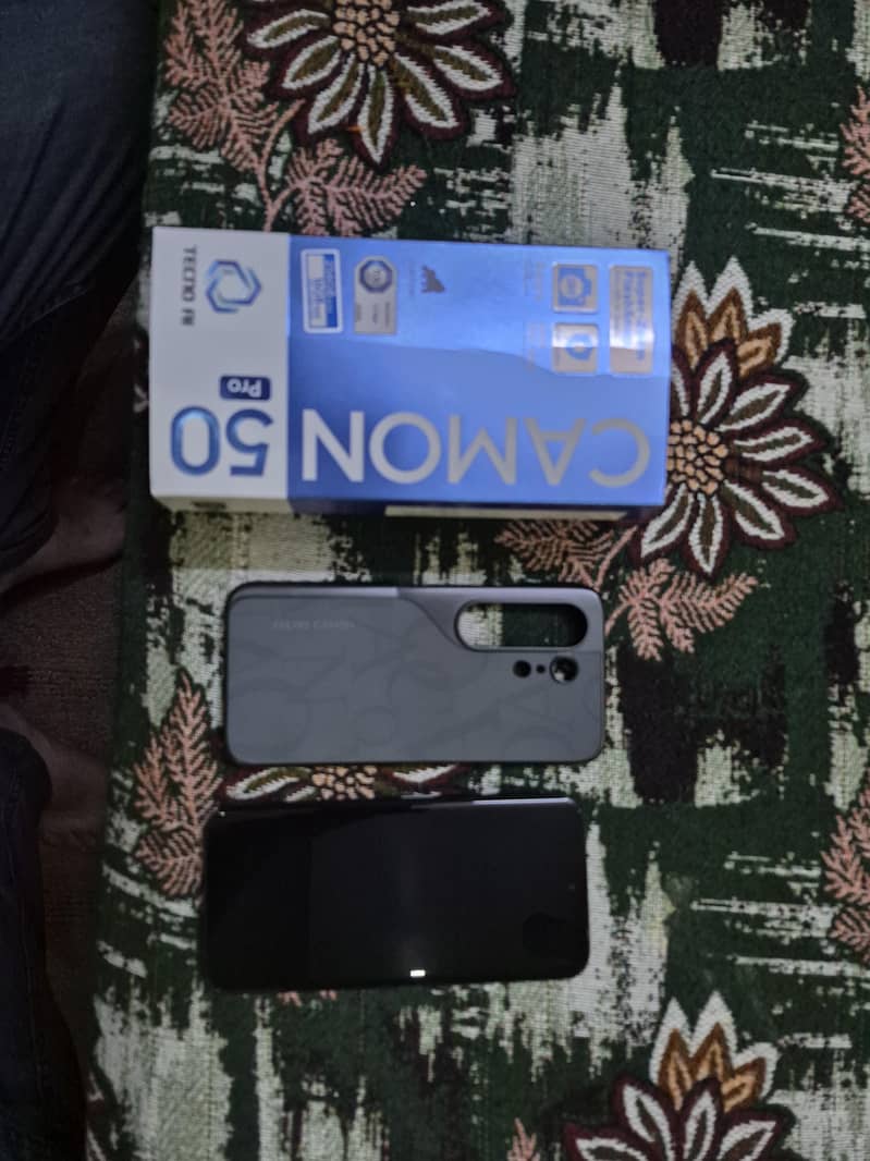 TECNO CAMON 50 PRO 0