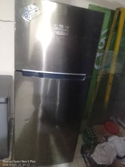 dawlence fridge perfect condition large size