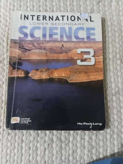 International lower secondary science 3