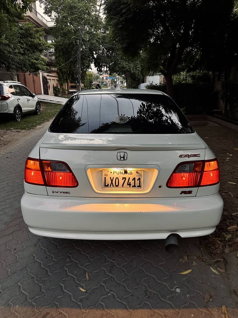 Ek 2000 15