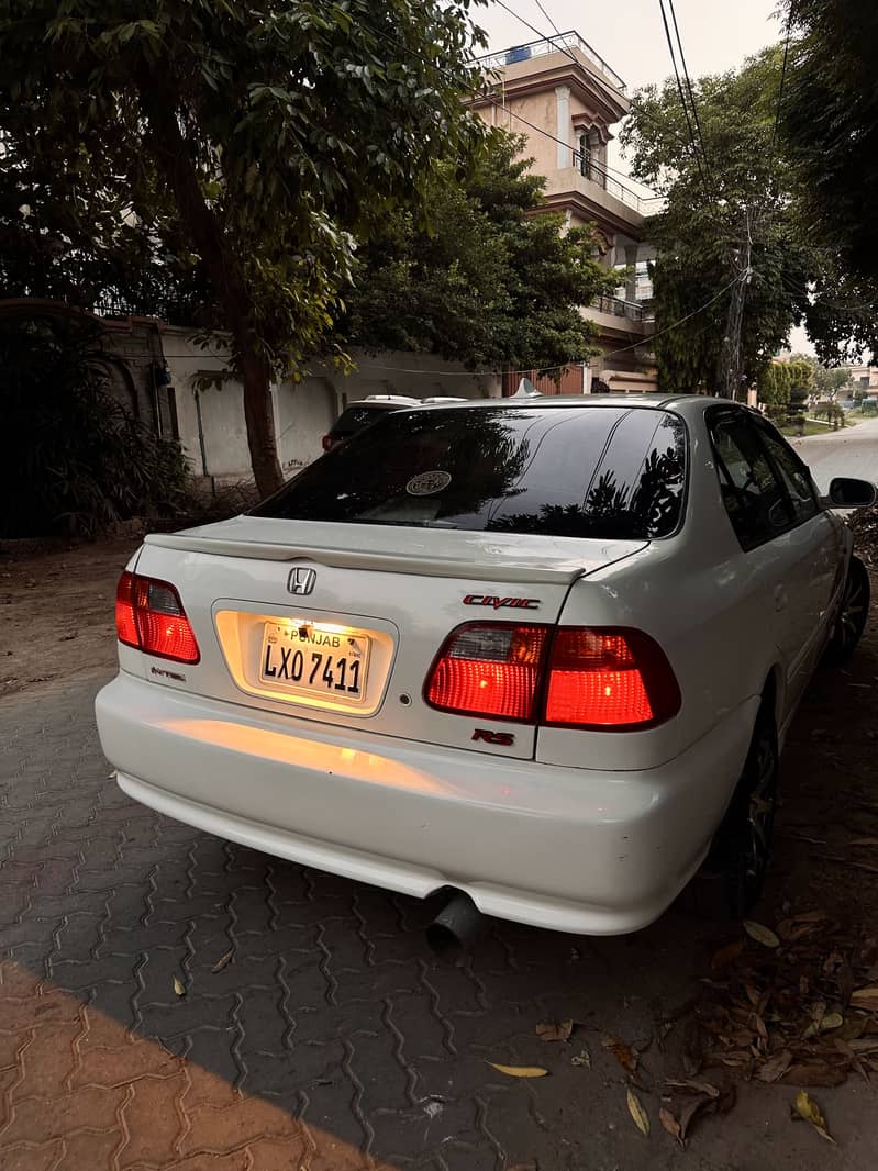 Ek 2000 16