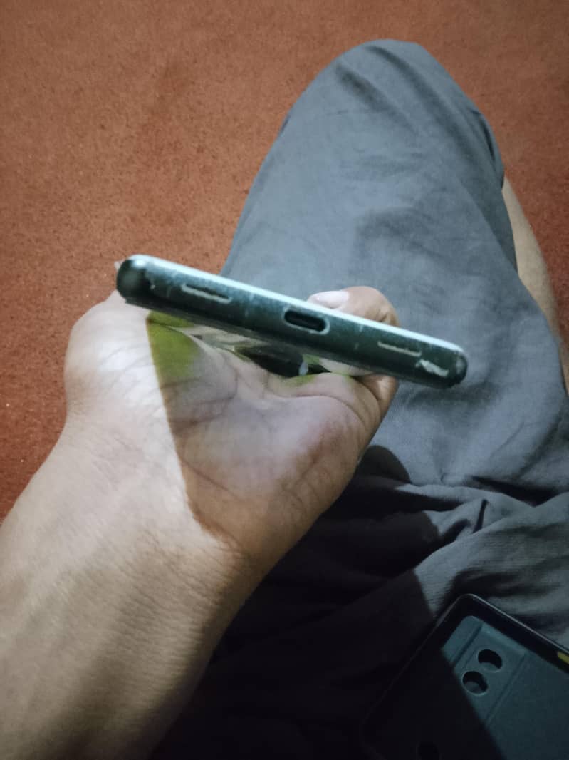 google pixel 6a 3