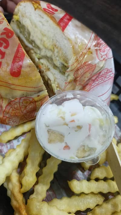 ladies staff required for fastfood