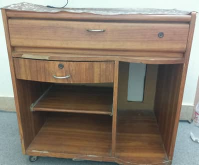 computer table along with chair