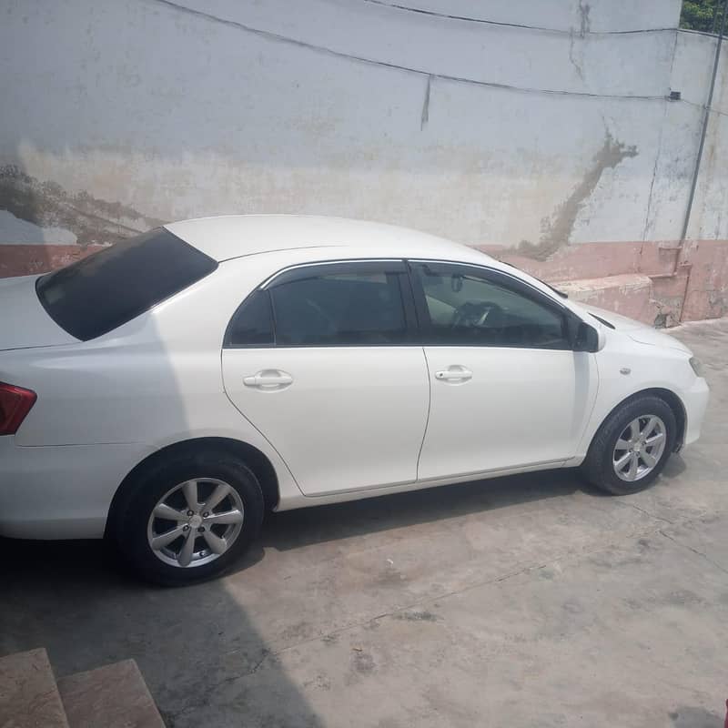 Toyota Axio 2006/2014 1